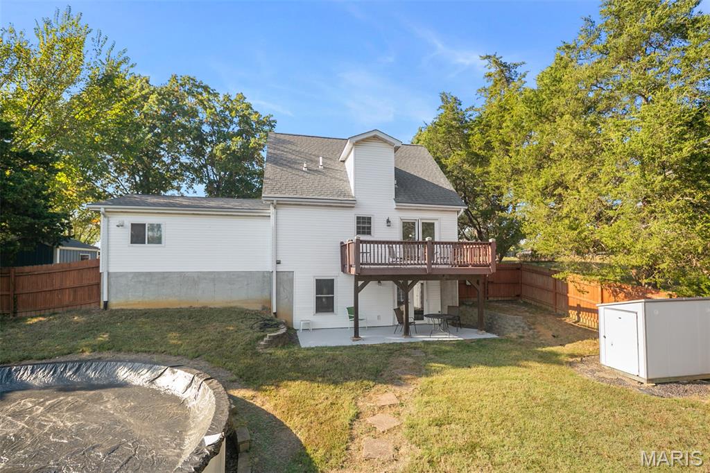 Lakes/Deerwood 02 Rev - Residential