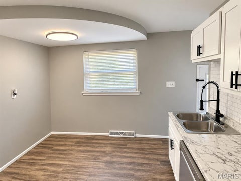 Tiny photo for 631 Holiday Avenue, Hazelwood, MO 63042 (MLS # 26068683)