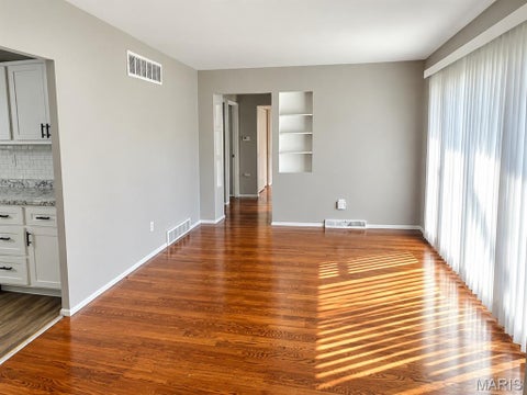 Tiny photo for 631 Holiday Avenue, Hazelwood, MO 63042 (MLS # 26068683)