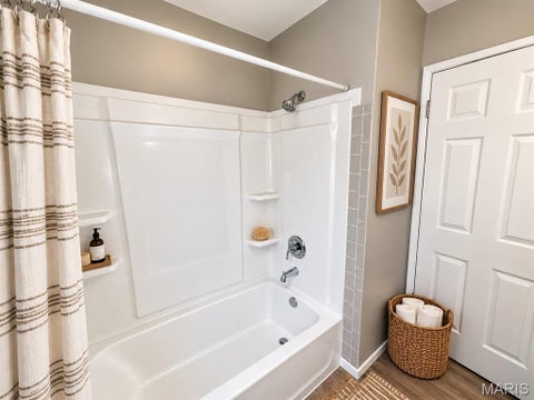 Tiny photo for 631 Holiday Avenue, Hazelwood, MO 63042 (MLS # 26068683)