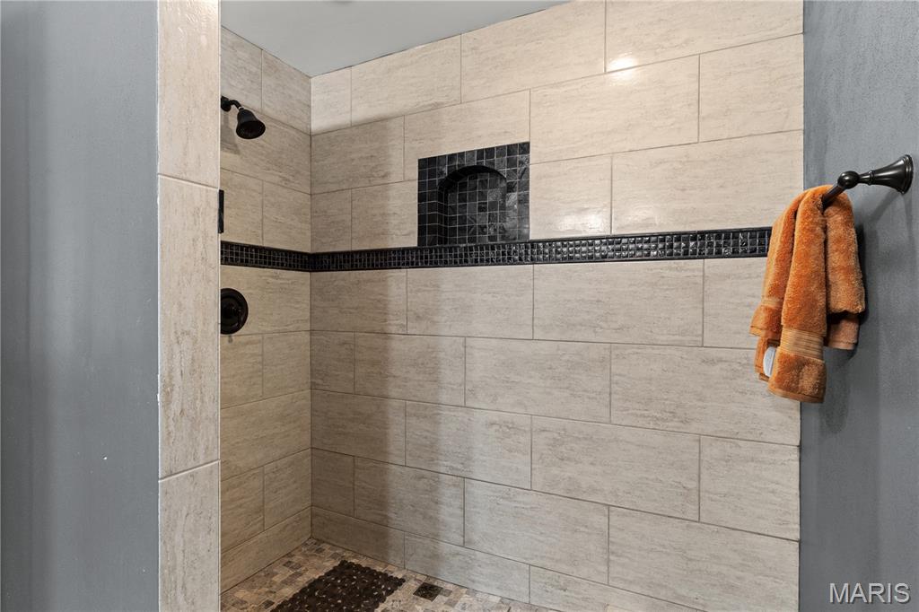 Heritage #9 - Residential