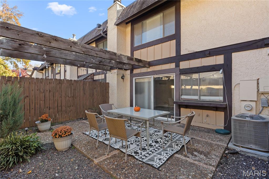 Heritage #9 - Residential