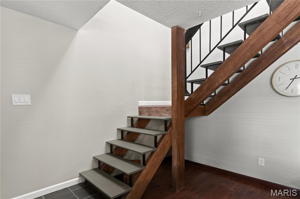 Heritage #9 - Residential