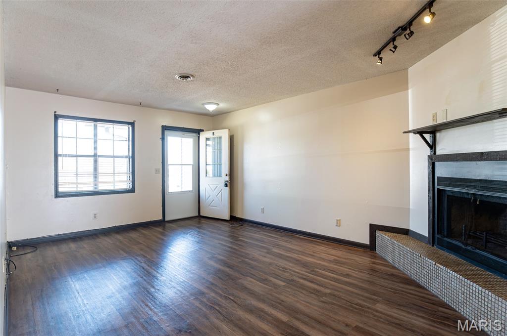 Eastmeadow Sub - Residential Income