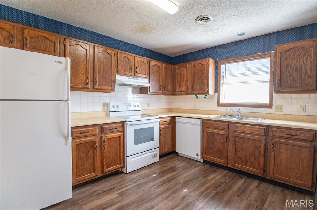 Eastmeadow Sub - Residential Income