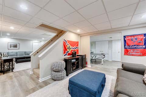 Tiny photo for 420 Woodview Manor Lane, Kirkwood, MO 63122 (MLS # 26041758)