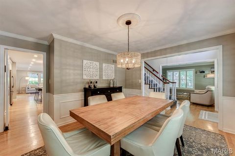 Tiny photo for 420 Woodview Manor Lane, Kirkwood, MO 63122 (MLS # 26041758)