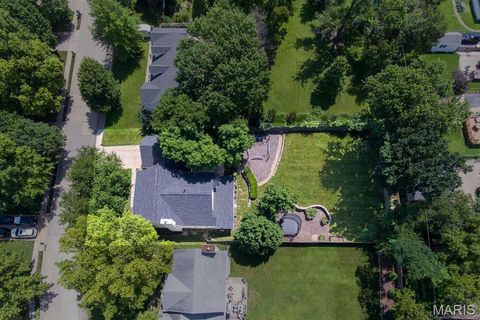 Tiny photo for 420 Woodview Manor Lane, Kirkwood, MO 63122 (MLS # 26041758)
