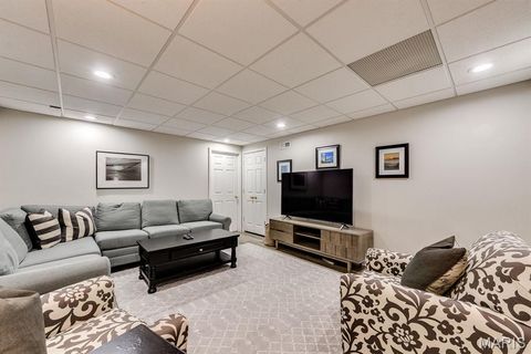 Tiny photo for 420 Woodview Manor Lane, Kirkwood, MO 63122 (MLS # 26041758)