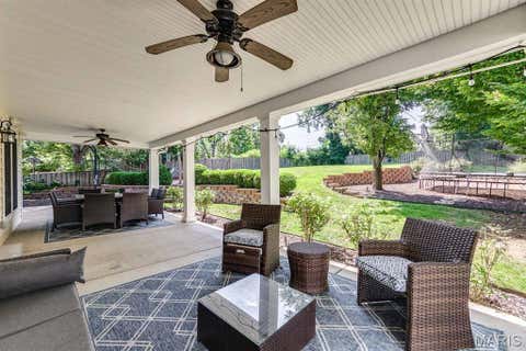 Tiny photo for 420 Woodview Manor Lane, Kirkwood, MO 63122 (MLS # 26041758)