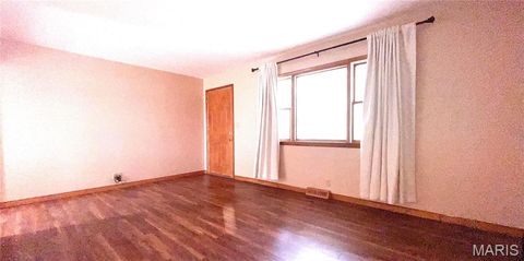 Tiny photo for 76 Lloyd Lane, Winfield, MO 63389 (MLS # 25047966)