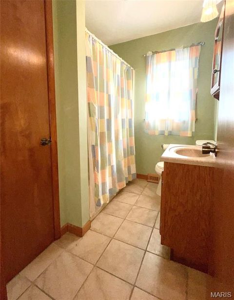 Tiny photo for 76 Lloyd Lane, Winfield, MO 63389 (MLS # 25047966)