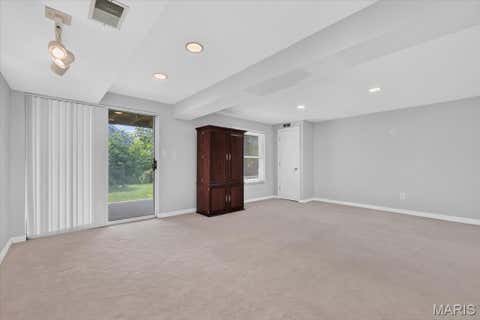 Tiny photo for 16252 Lea Oak Court, Chesterfield, MO 63017 (MLS # 26051560)