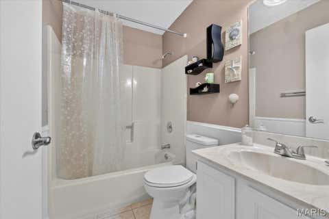 Tiny photo for 16252 Lea Oak Court, Chesterfield, MO 63017 (MLS # 26051560)