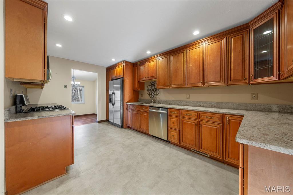 Royal Pines Condo Sixteenth - Residential