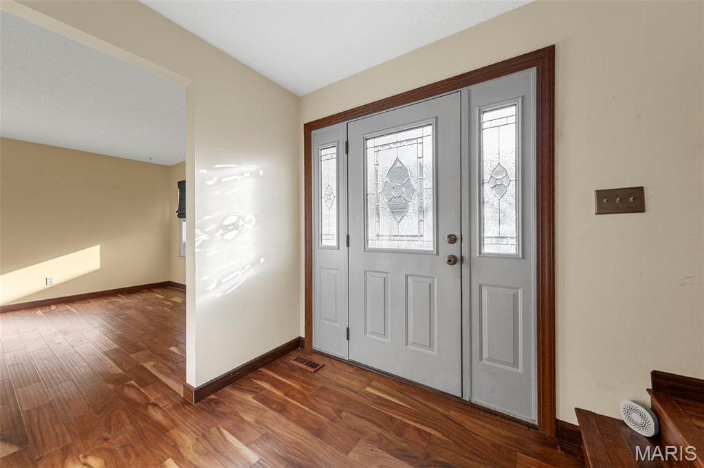 Royal Pines Condo Sixteenth - Residential