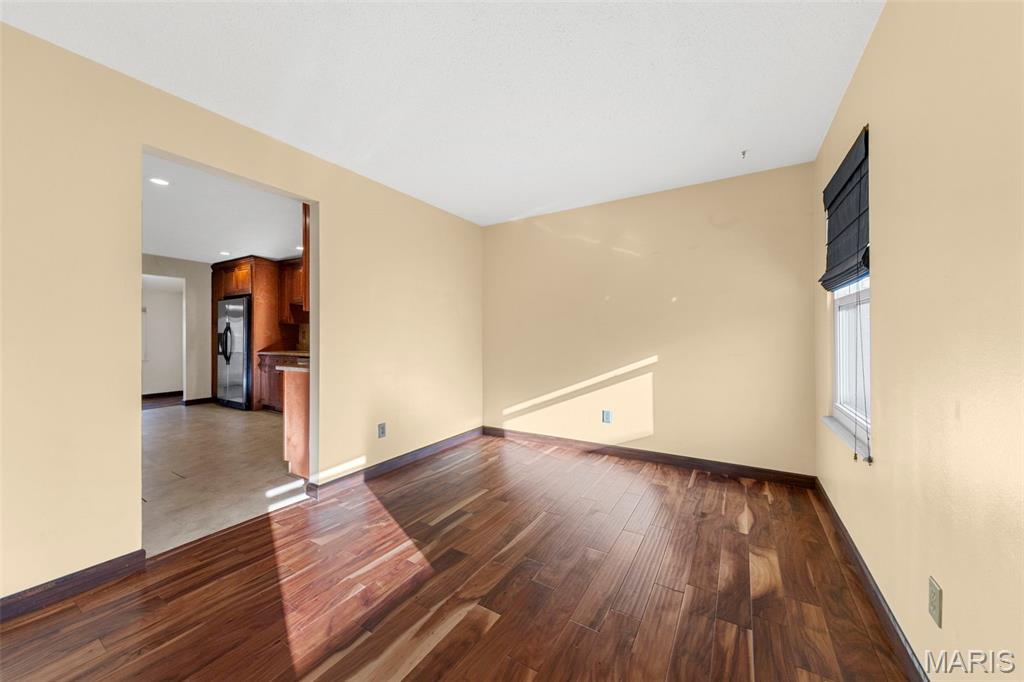 Royal Pines Condo Sixteenth - Residential