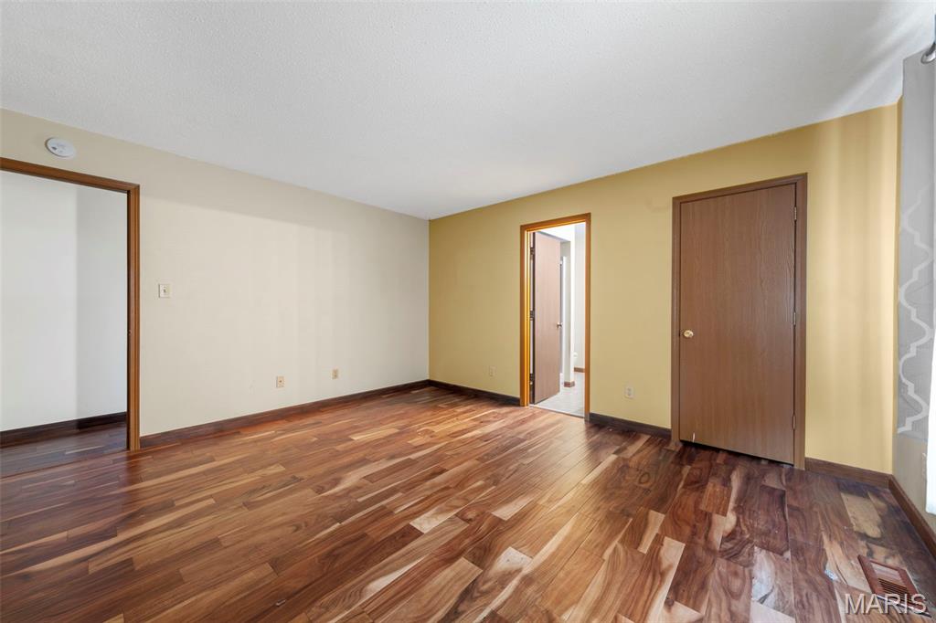 Royal Pines Condo Sixteenth - Residential