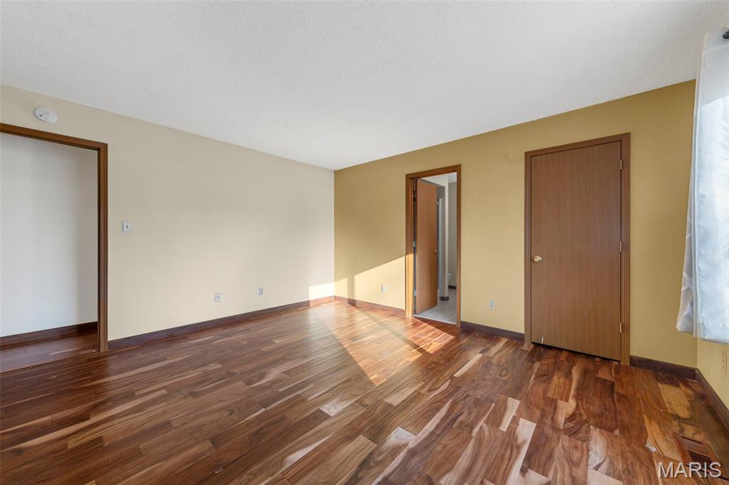 Royal Pines Condo Sixteenth - Residential