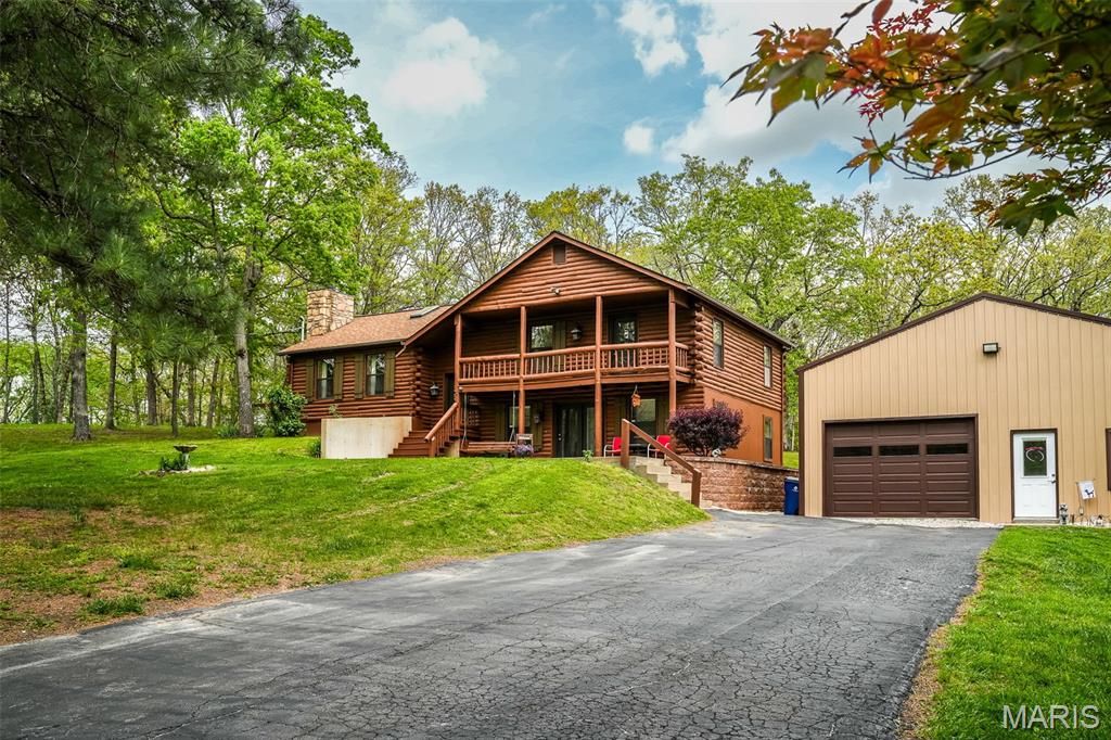 Photo of 1837 Lamplite Estate, St Clair, MO 63077 (MLS # 26022385)