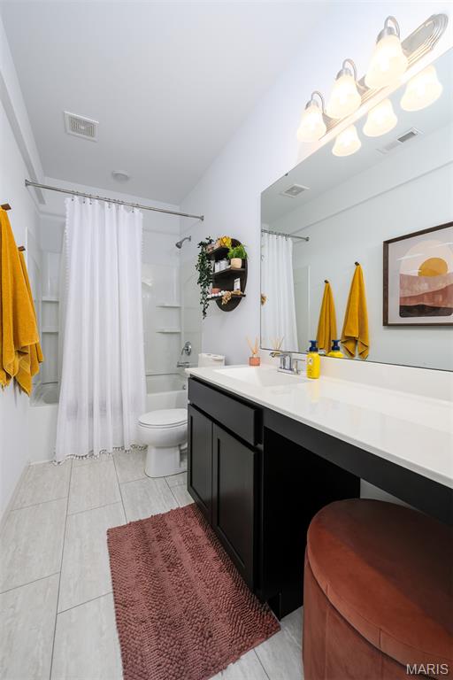 Streets Of Caledonia #4 - Residential