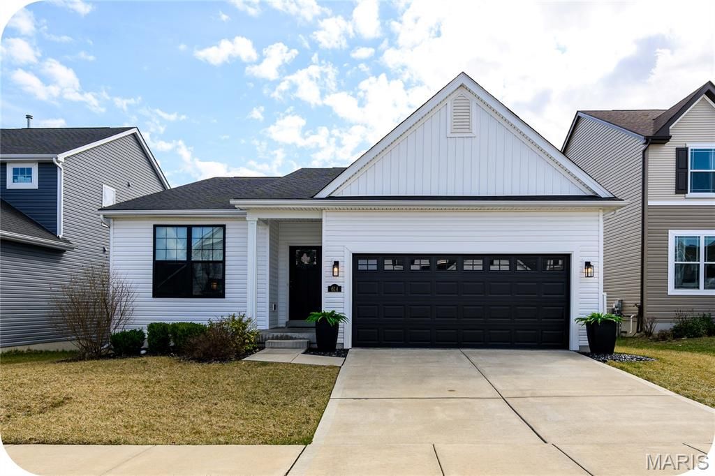 Photo of 614 Highland Prairie Drive, OFallon, MO 63368 (MLS # 26013514)