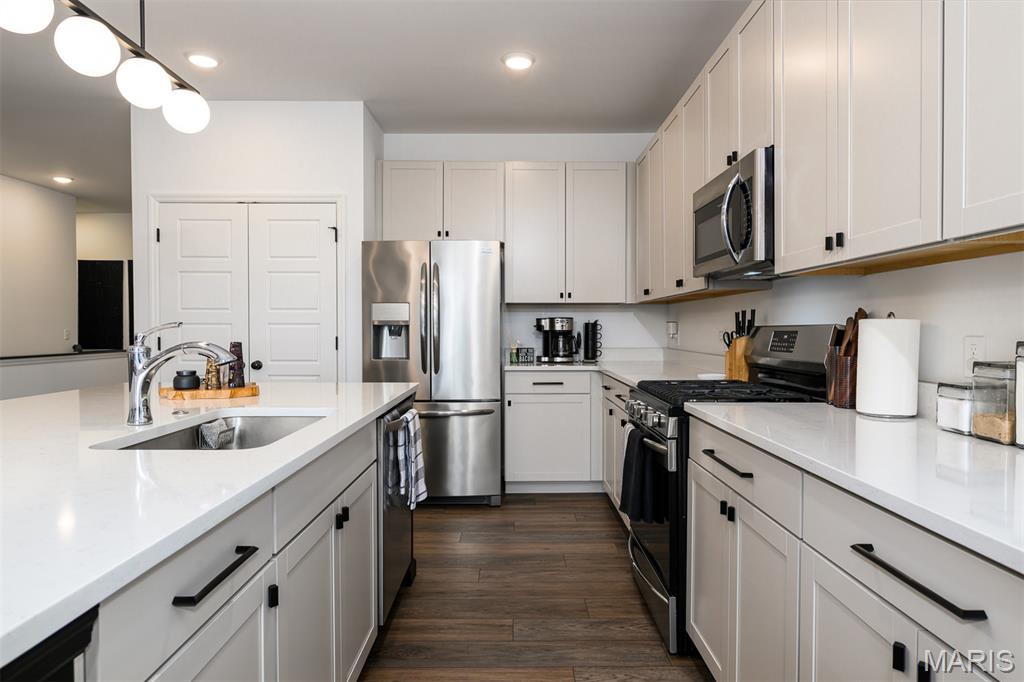 Streets Of Caledonia #4 - Residential