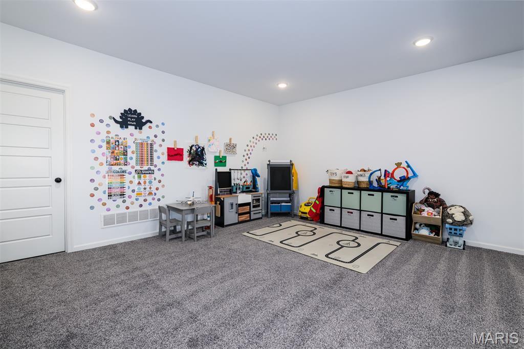 Streets Of Caledonia #4 - Residential