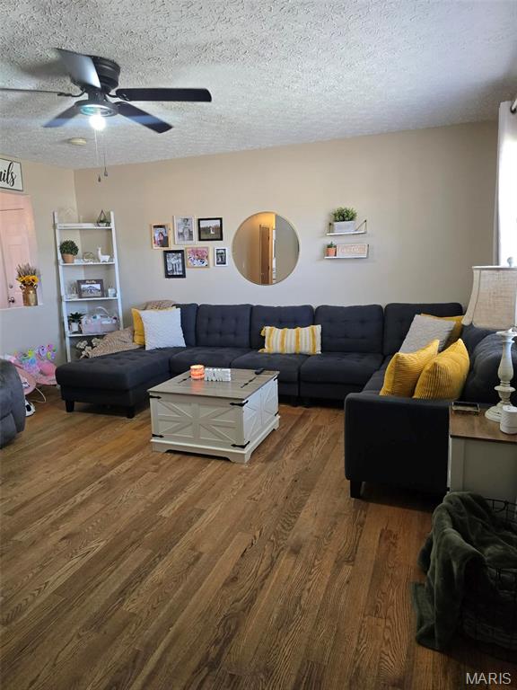 Seventh Add Country Oaks - Residential