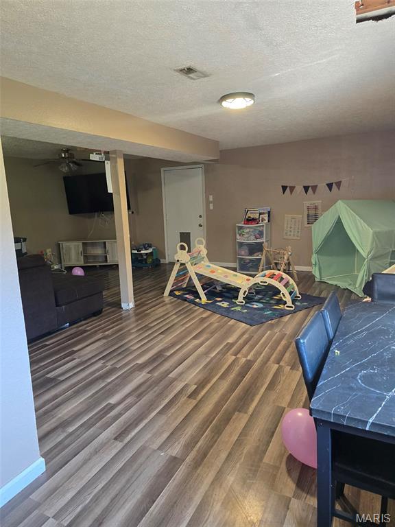 Seventh Add Country Oaks - Residential