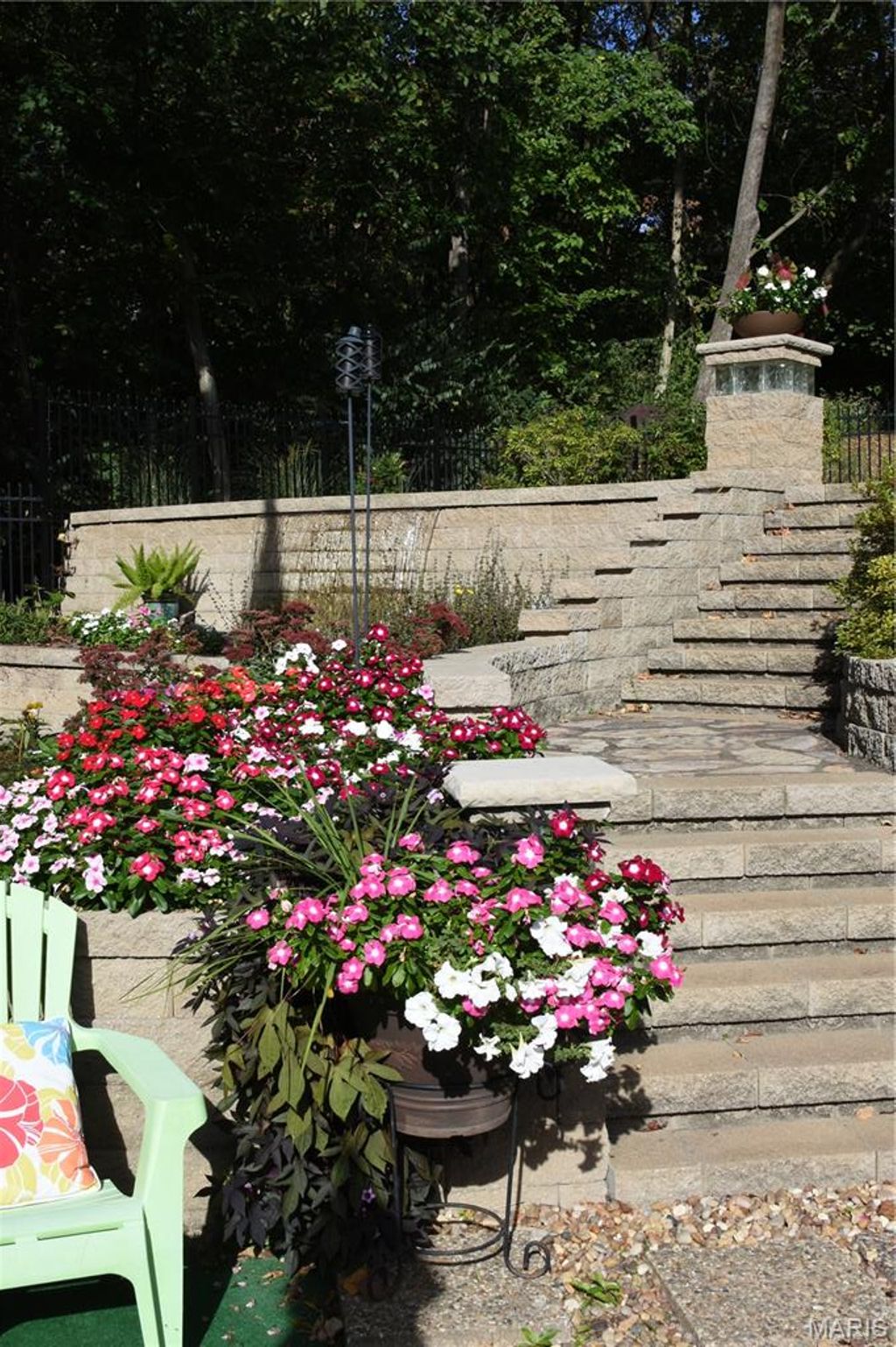 Photo of 1685 Ansonborough Drive, Chesterfield, MO 63017 (MLS # 26023562)