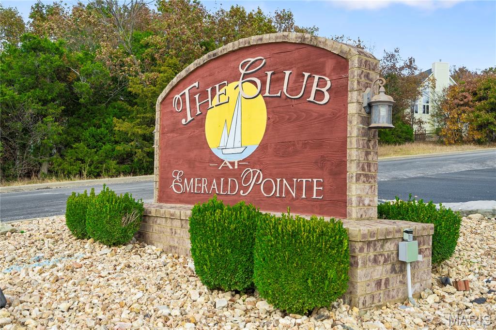 Emerald Pointe - Residential