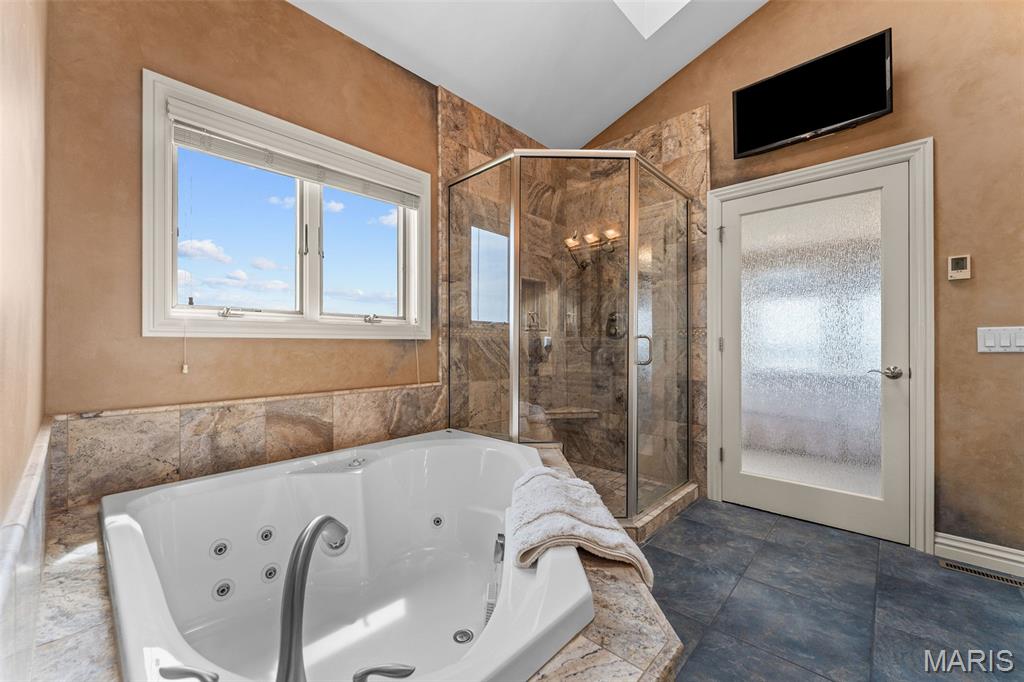 Emerald Pointe - Residential