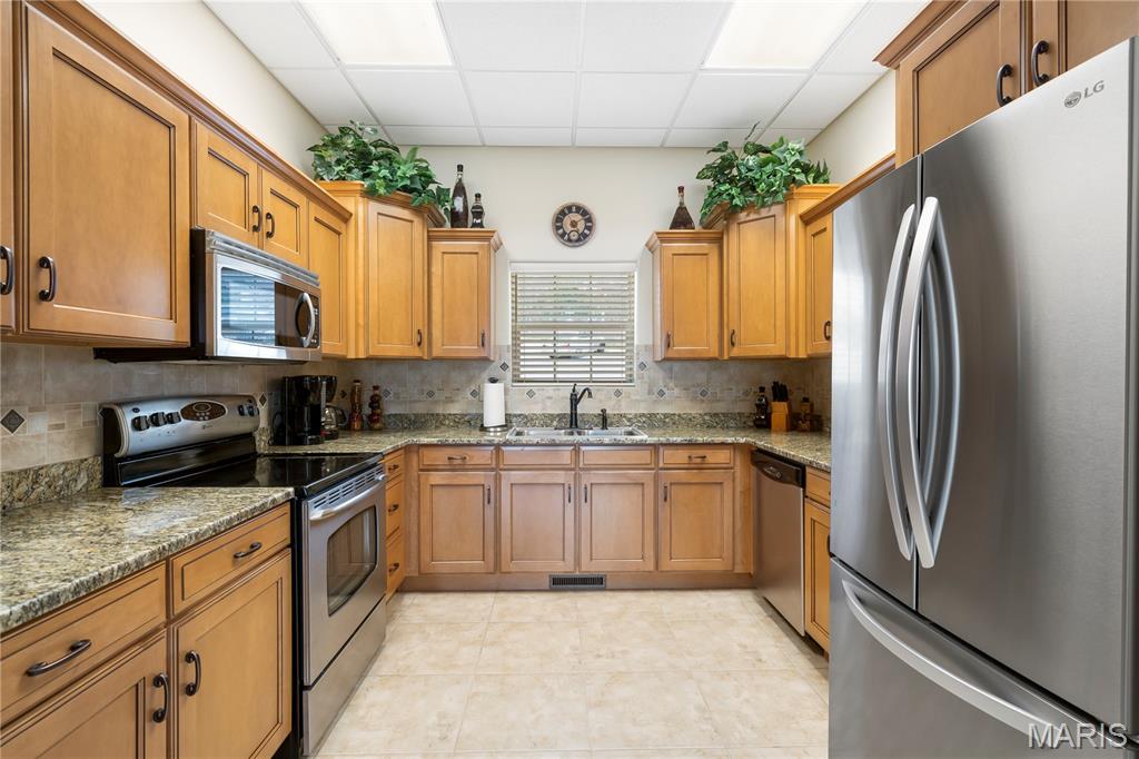 Emerald Pointe - Residential