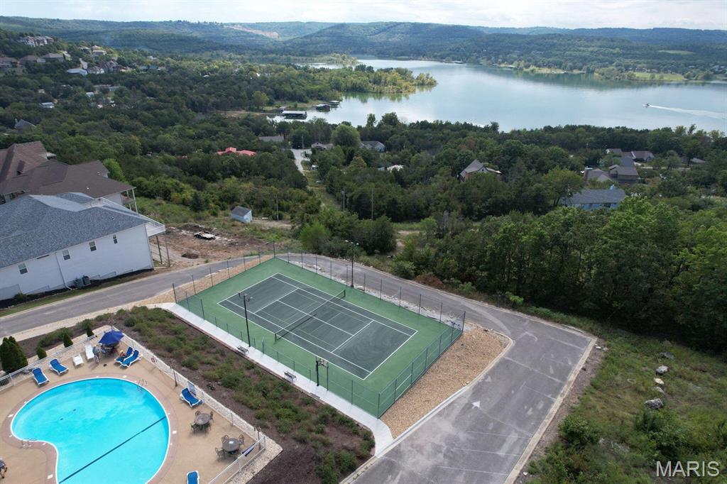 Emerald Pointe - Residential