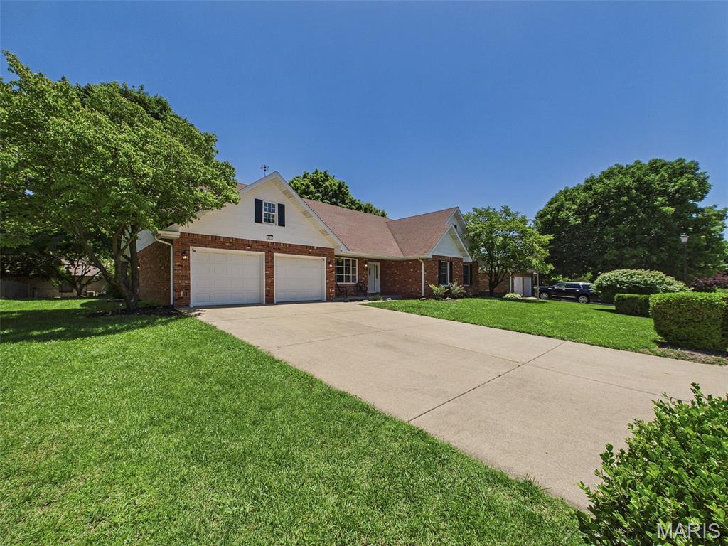 230 Hickory Ridge