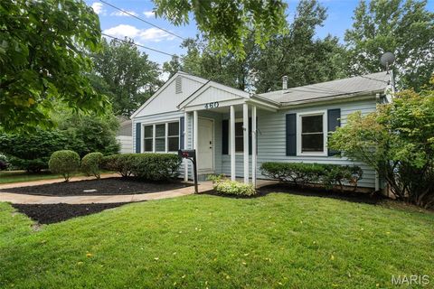 Tiny photo for 460 Ridge Avenue, Webster Groves, MO 63119 (MLS # 26042125)