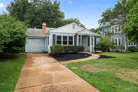 Tiny photo for 460 Ridge Avenue, Webster Groves, MO 63119 (MLS # 26042125)