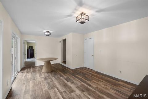 Tiny photo for 460 Ridge Avenue, Webster Groves, MO 63119 (MLS # 26042125)