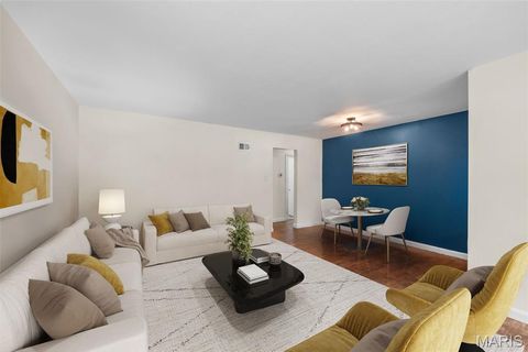 Tiny photo for 460 Ridge Avenue, Webster Groves, MO 63119 (MLS # 26042125)