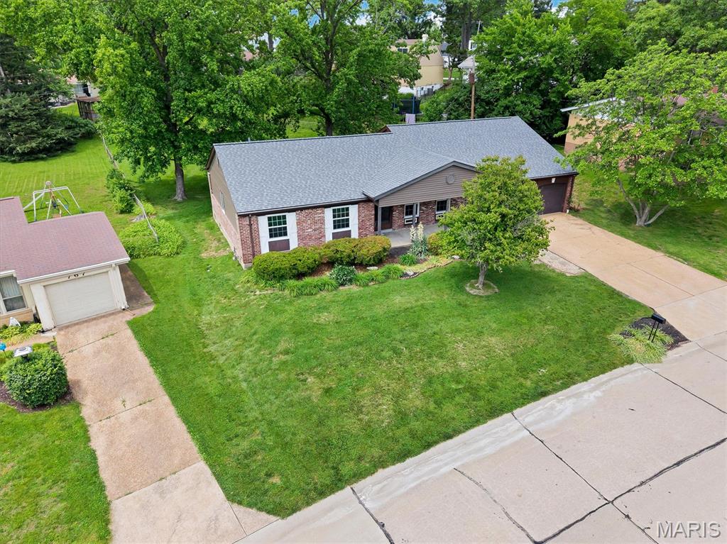 Bellerive Estates Add 6 - Residential