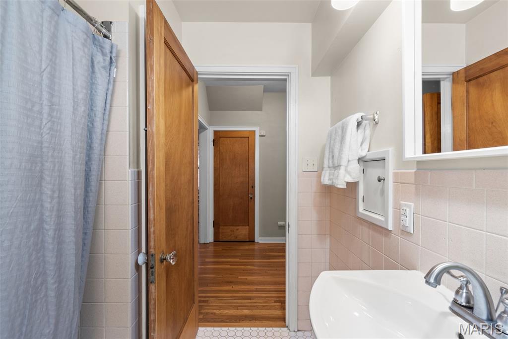 Grand-Dover Park - Residential Income