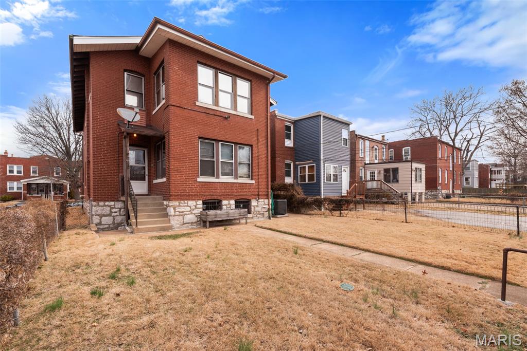 Grand-Dover Park - Residential Income