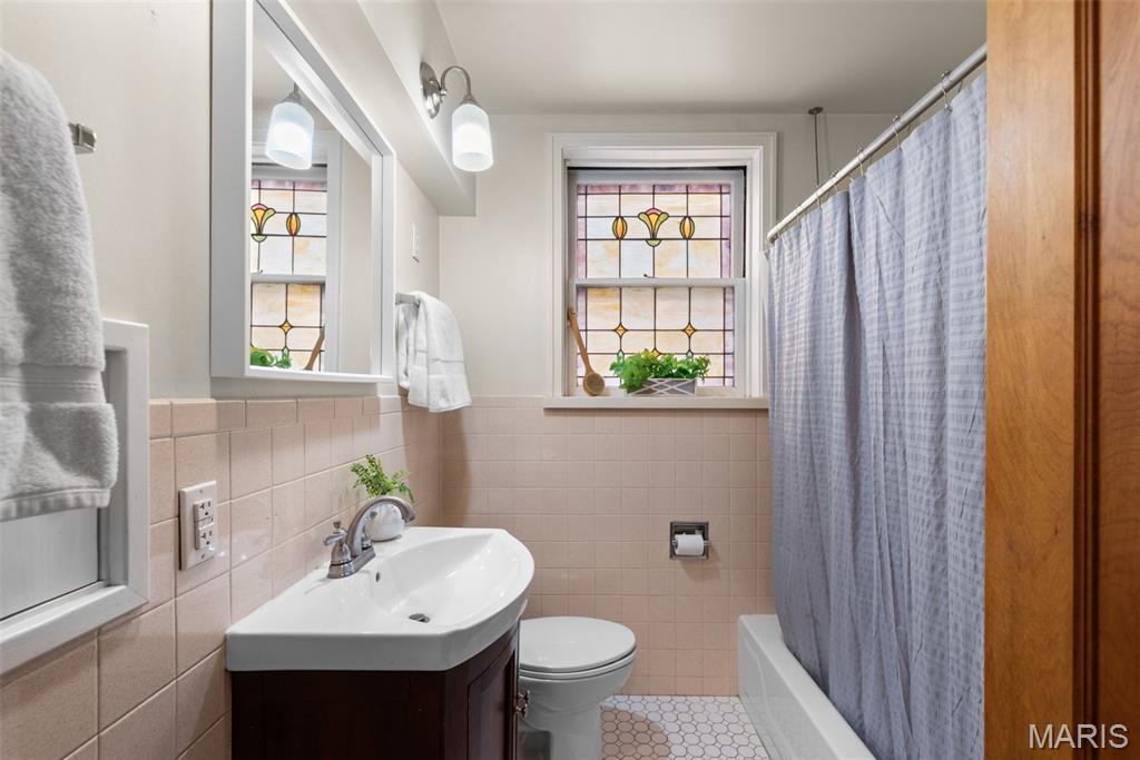 Grand-Dover Park - Residential Income