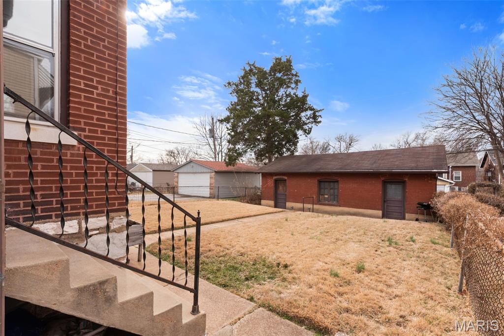 Grand-Dover Park - Residential Income