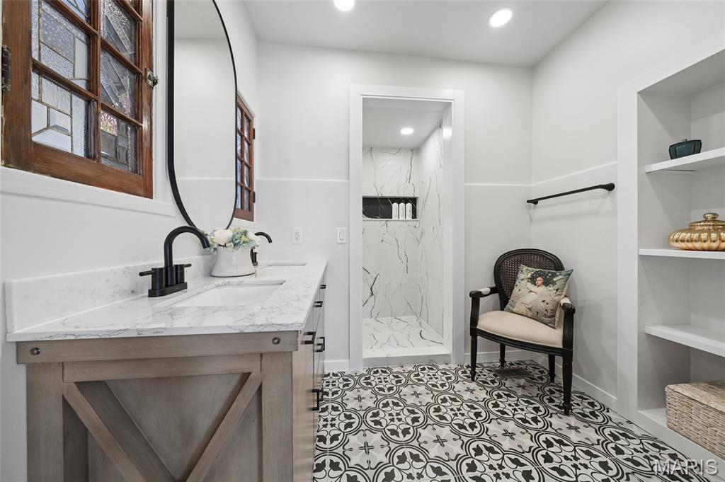 Raymond Acres - Residential