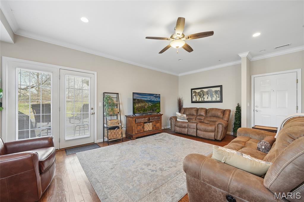 Justus Pointe Condo - Second - Residential