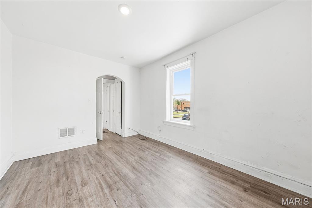 Grand Gravois Park Add - Commercial Sale