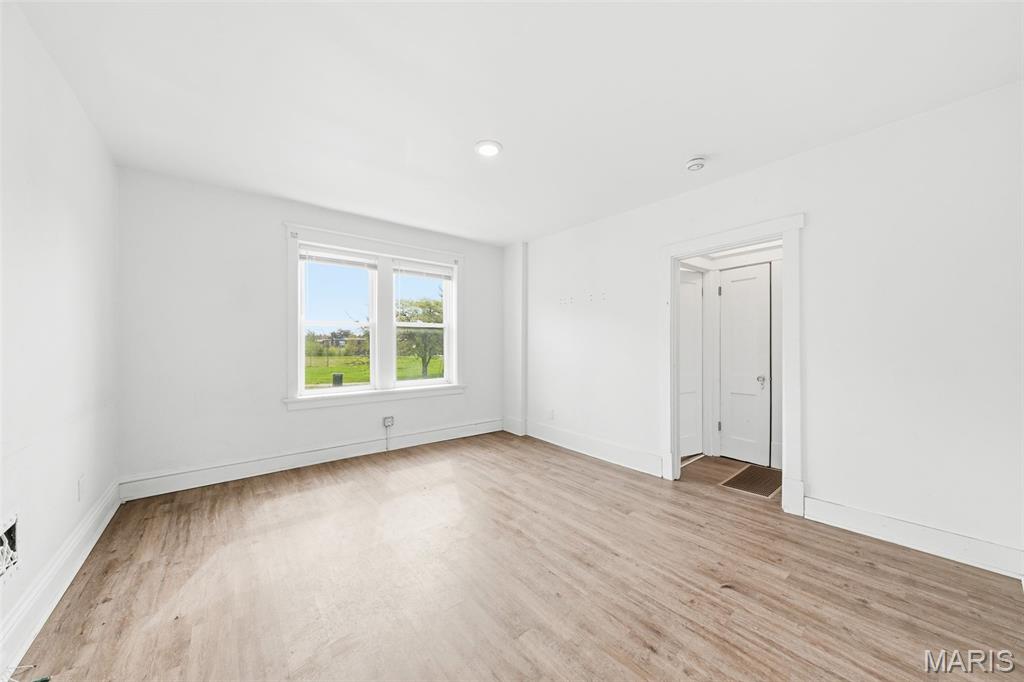 Grand Gravois Park Add - Commercial Sale