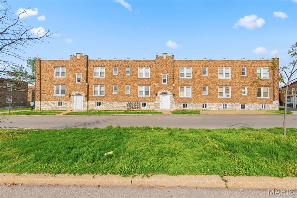 Grand Gravois Park Add - Commercial Sale